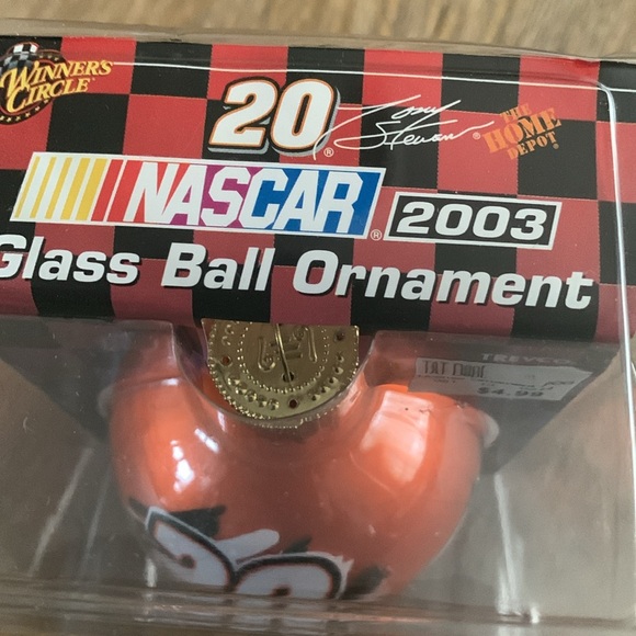 NASCAR 2003 Tony Stewart Collectible Set - Picture 5 of 5